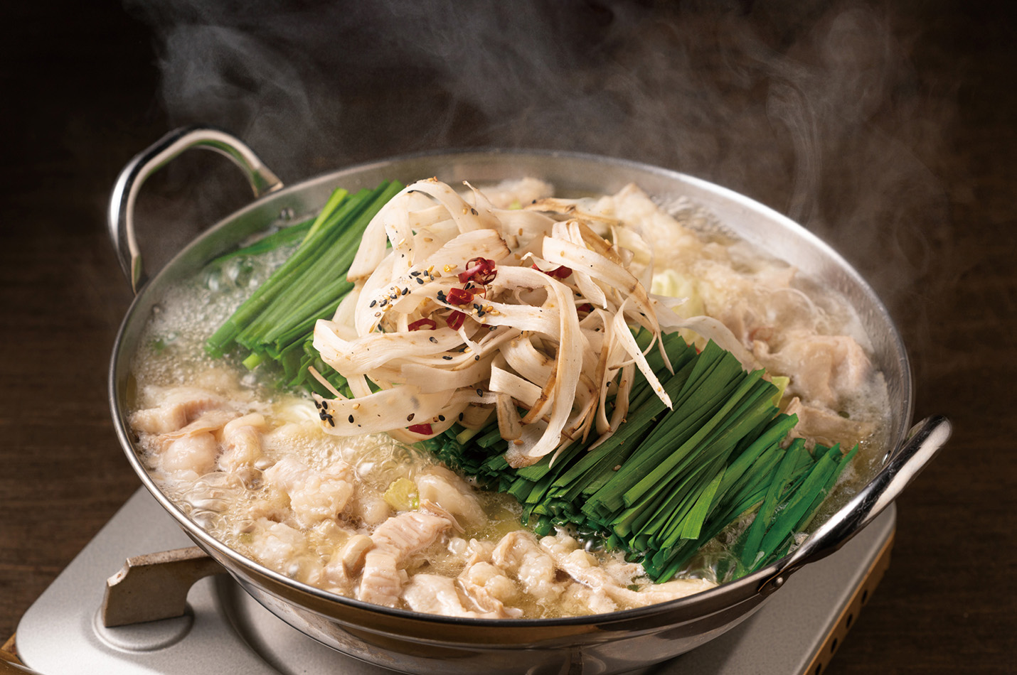 その他にももも焼き・もつ鍋・ごまさばなど福岡の名物が揃っています。